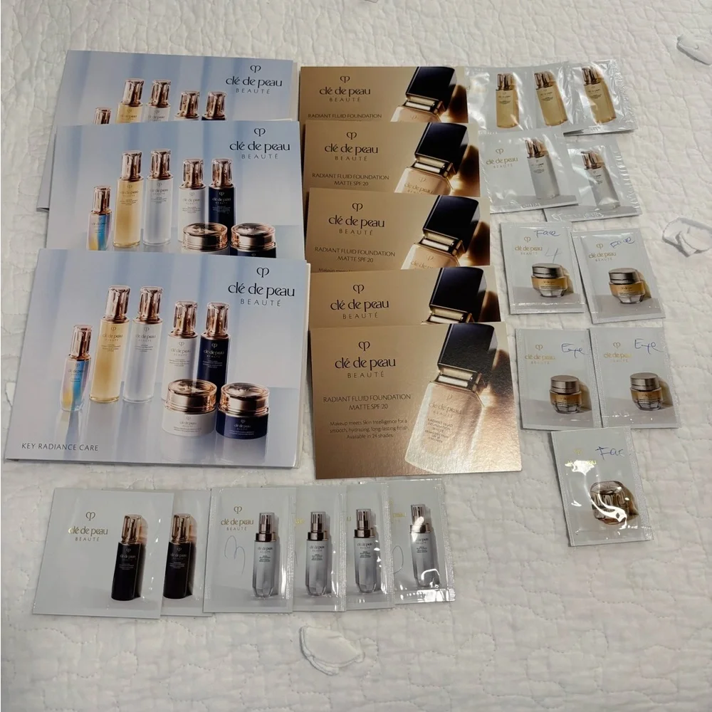 Clé de peau, beauté skincare and foundation samples - Picture 1 of 5